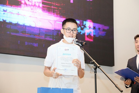 Balalardy qoldaýdyń jarqyn úlgisi