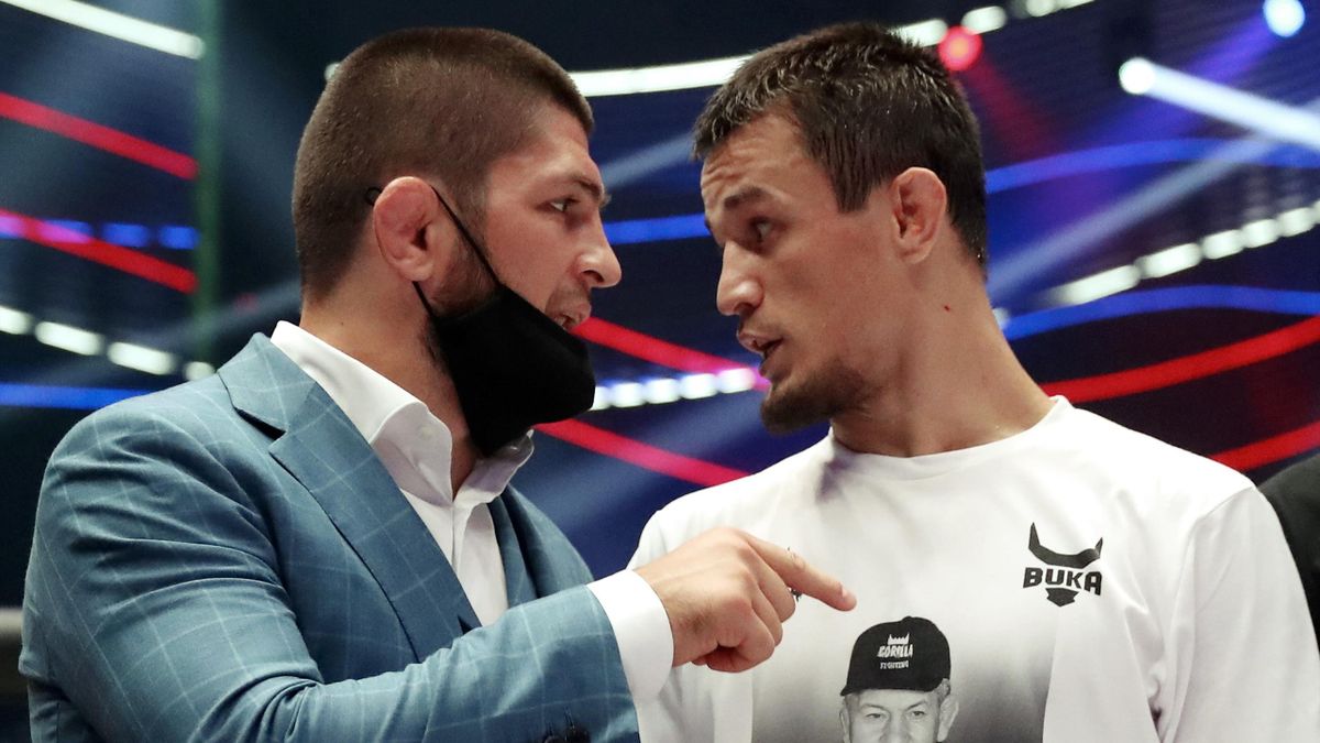 Nýrmagomedov polısııa qyzmetkerin qaǵyp ketti