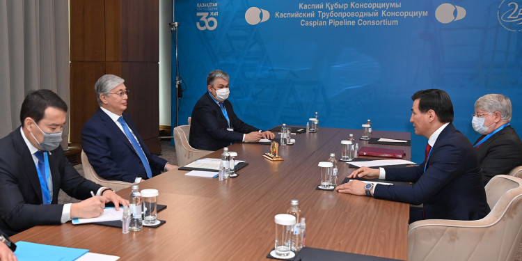 Toqaev pen Hasıkov Qazaqstan men Qalmaq arasyndaǵy yntymaqtastyqty talqylady