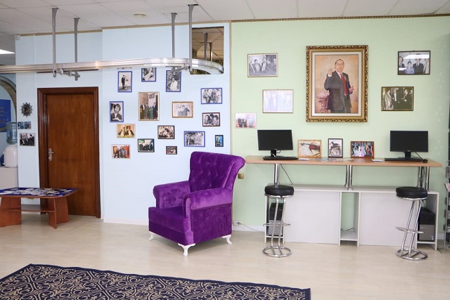 Shómishbaı Sarıev atyndaǵy zal