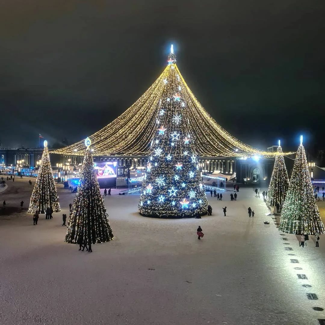 Nur-Sultan men Almaty ákimdigi jańa jylǵa daıyndala bastady