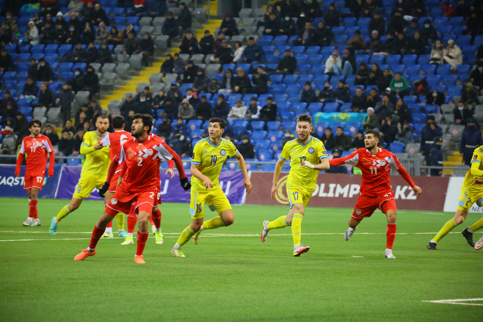 Tájikstandy áreń jeńdi