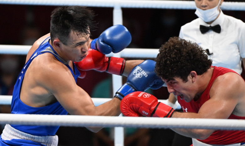 Qońqabaevty qulatqan jampoz kásipqoı boksqa aýysty