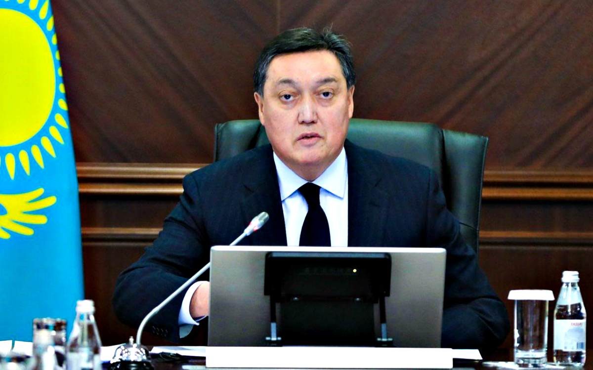 Asqar Mamın shekara mańyndaǵy epıdemıologııalyq ahýaldy baqylaýda ustaýdy tapsyrdy