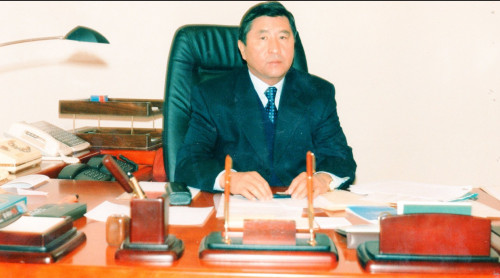 О́negege toly ómir: Qalyq Abdýllaev týraly tolǵanys