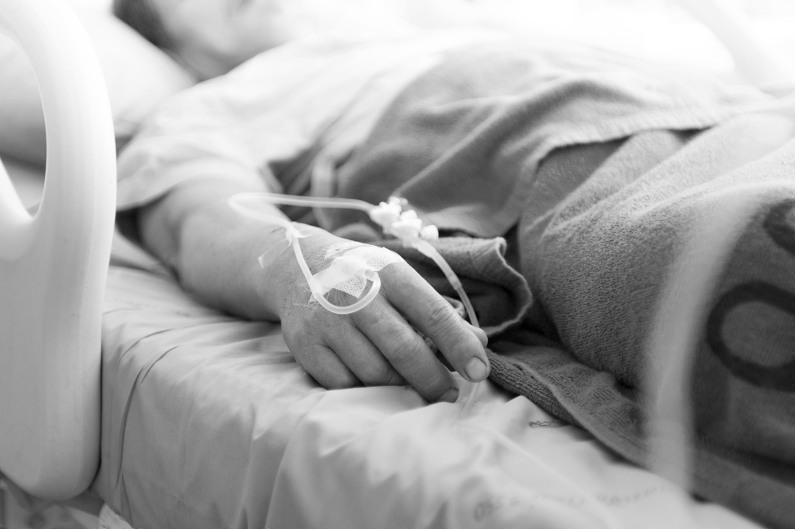 Qazaqstanda koronavırýs pen pnevmonııadan taǵy 30 adam kóz jumdy