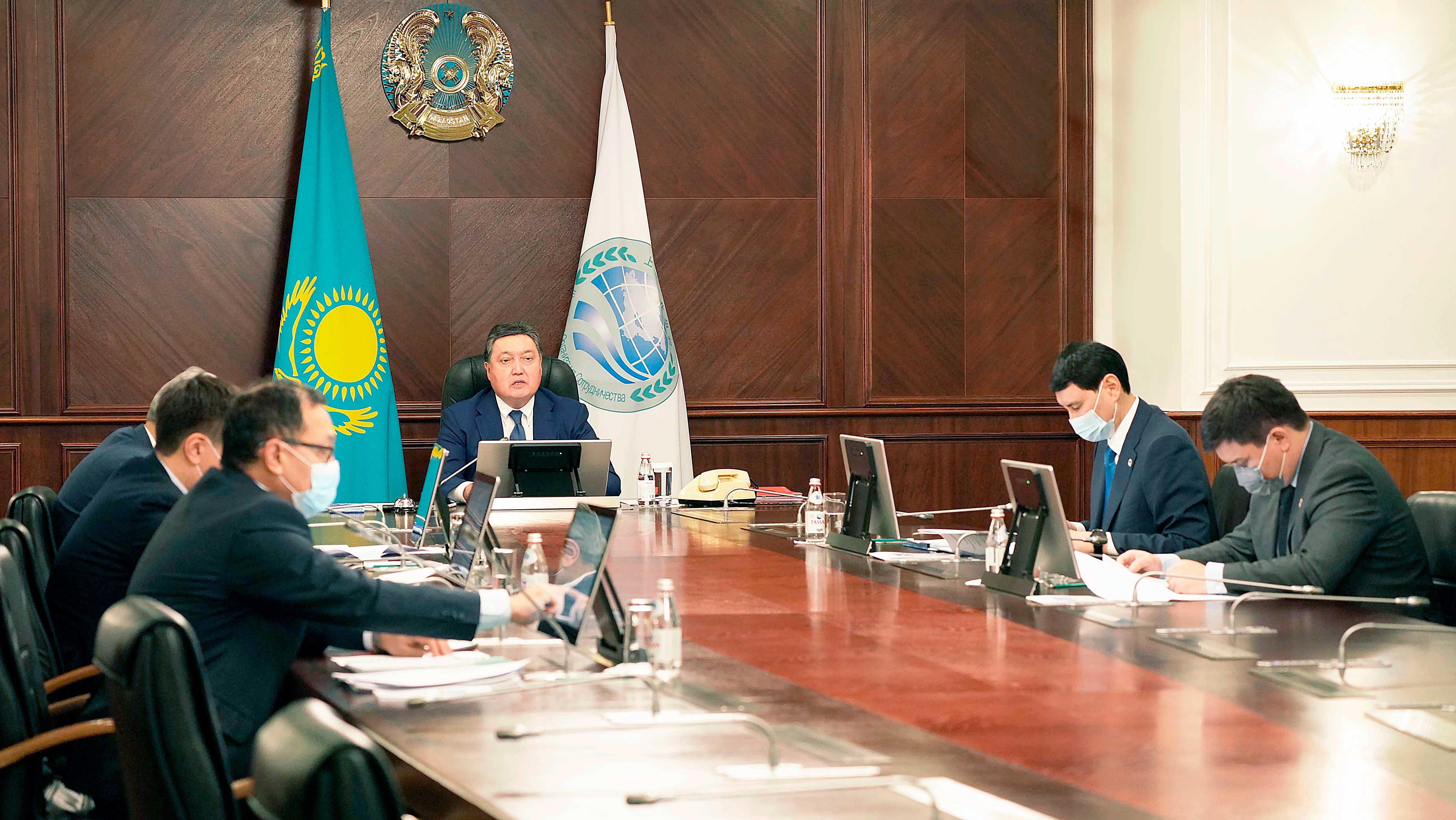 A. Mamın ShYU keńesiniń 20-otyrysyn ótkizdi