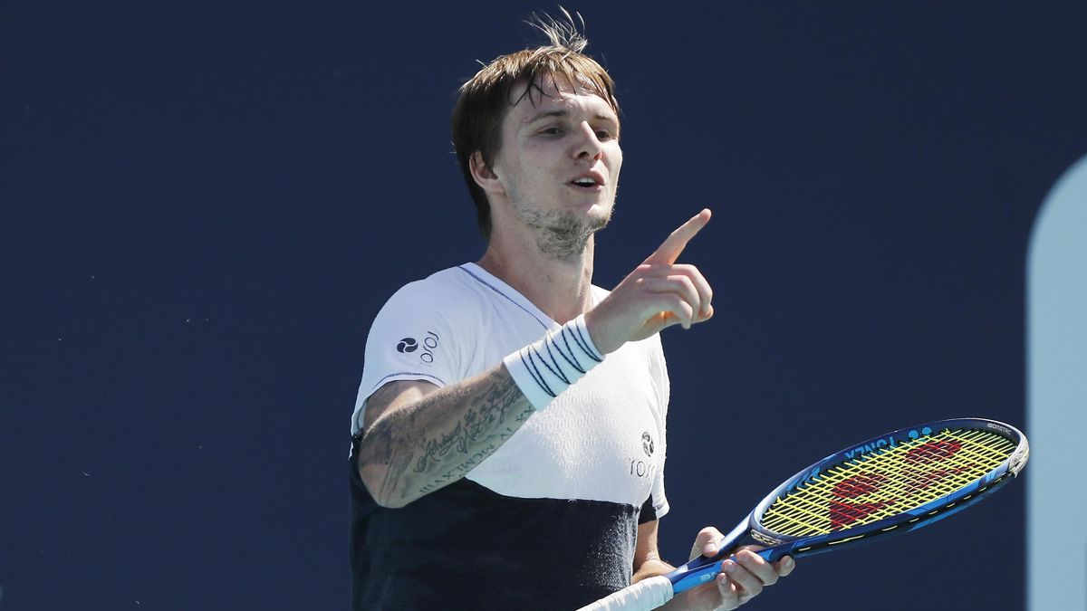 Býblıktiń tabysy – 1,2 mln dollar