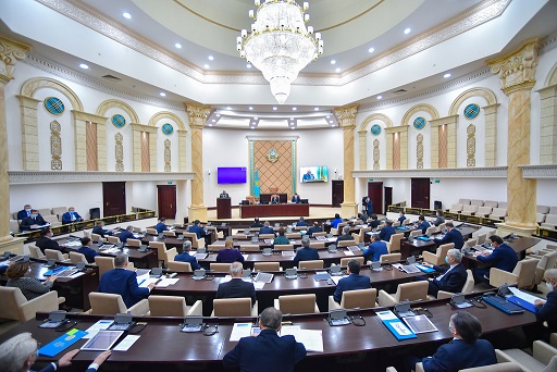 Otandyq taýar óndirýshilerdi qoldaý –  kezek kúttirmeıtin másele