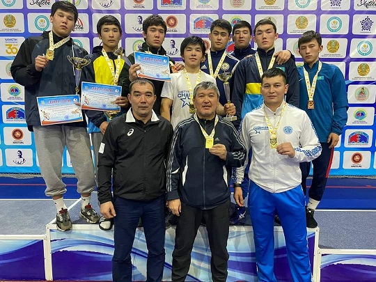 Esenkeldini eske aldy