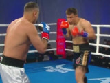 Qazaqstandyq boksshy qarsylasyn sanaýly sekýndta nokaýtqa jiberdi