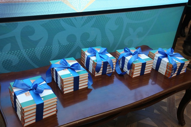 «Syr jýrnalıstıkasynyń tarıhy» jaryq kórdi