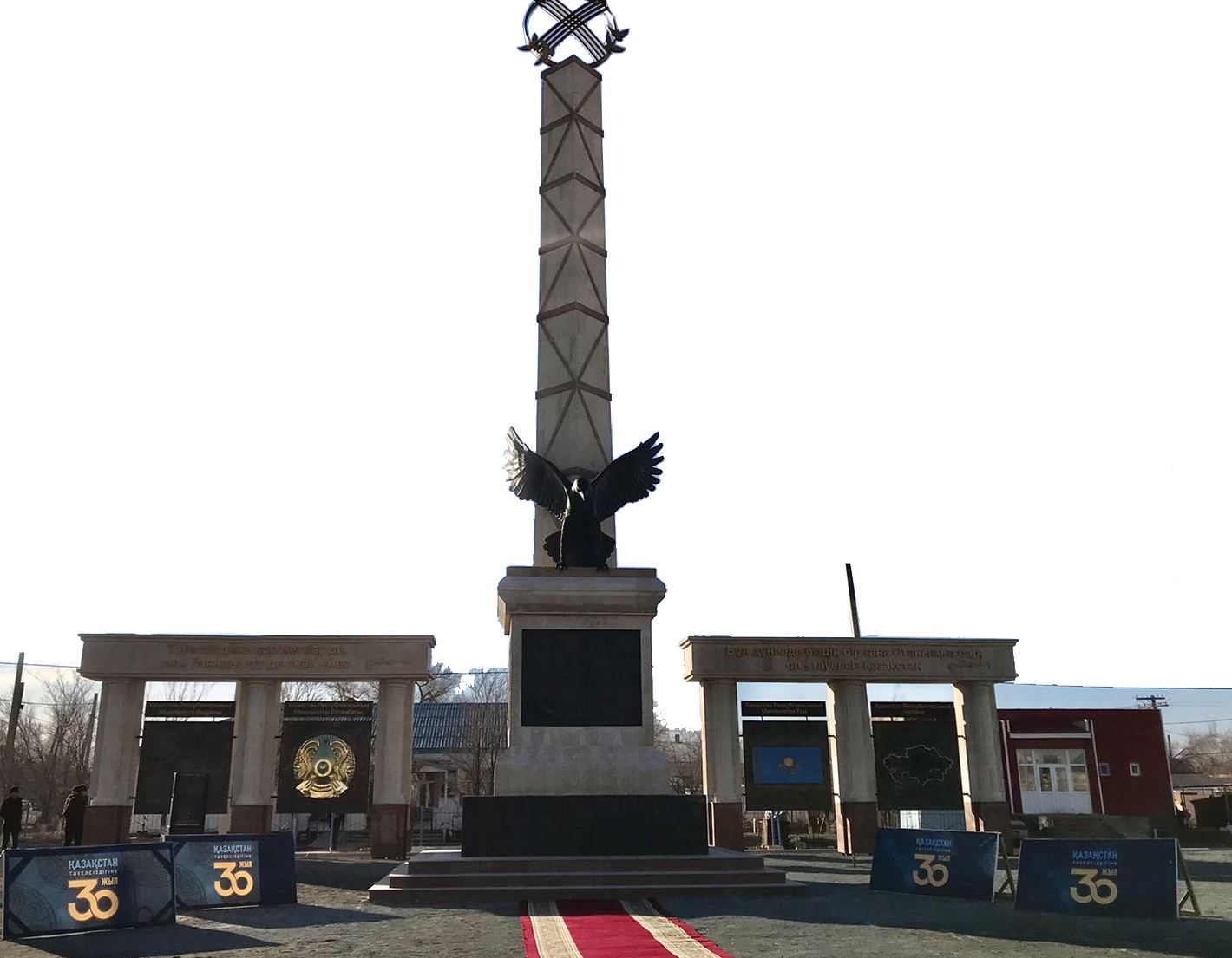 Aqqystaýda ashylǵan monýment