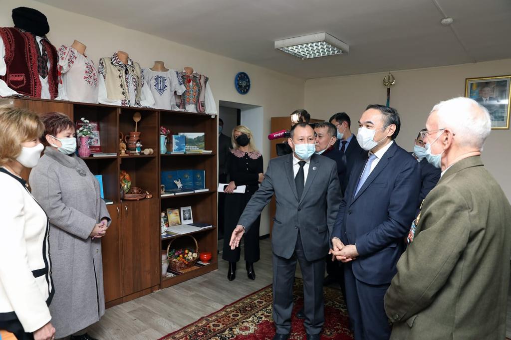 Almatyda 36 mádenı birlestik jumys isteıdi