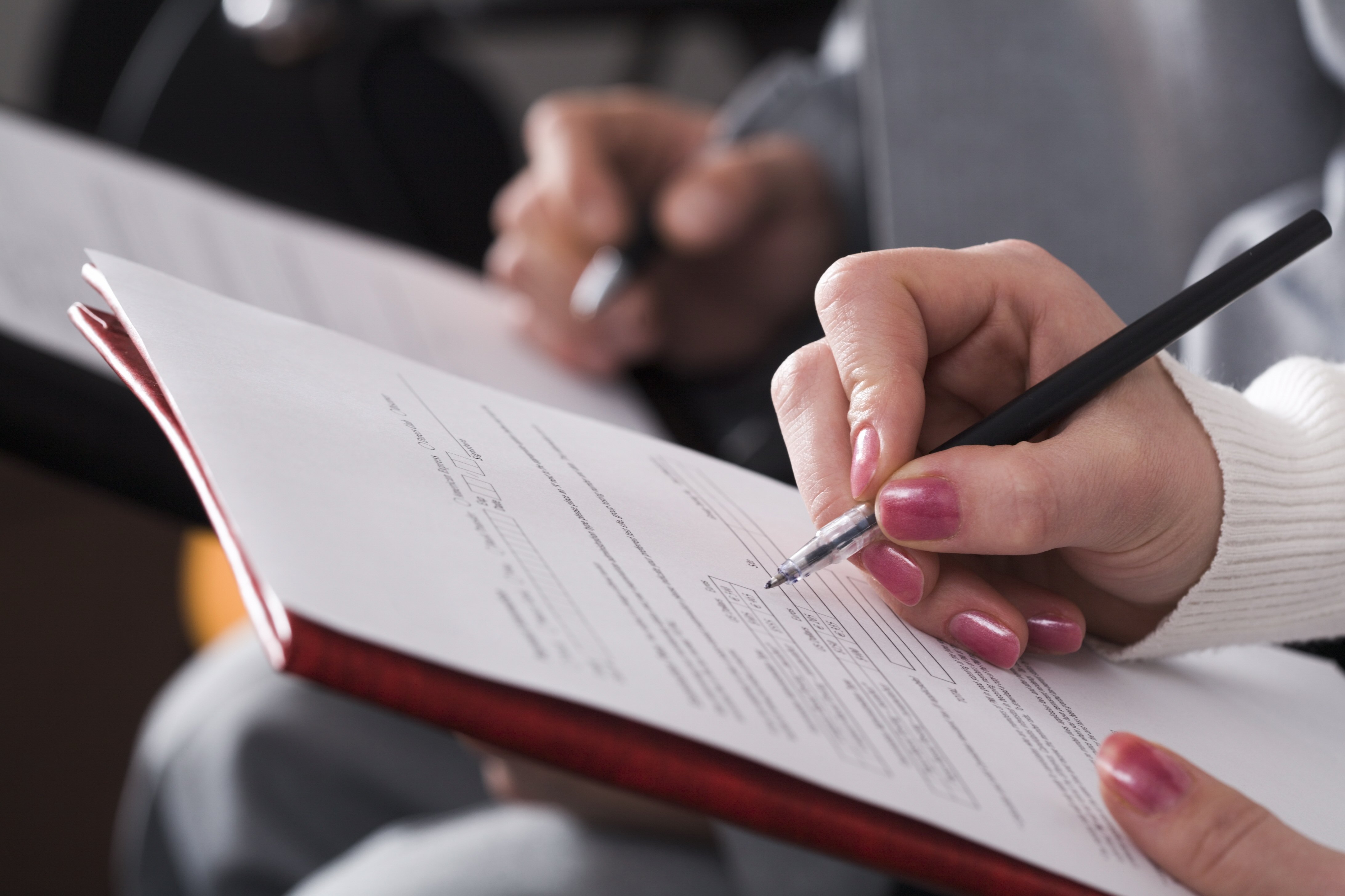 Eldegi bankter shtattyq rejımde jumys isteýde