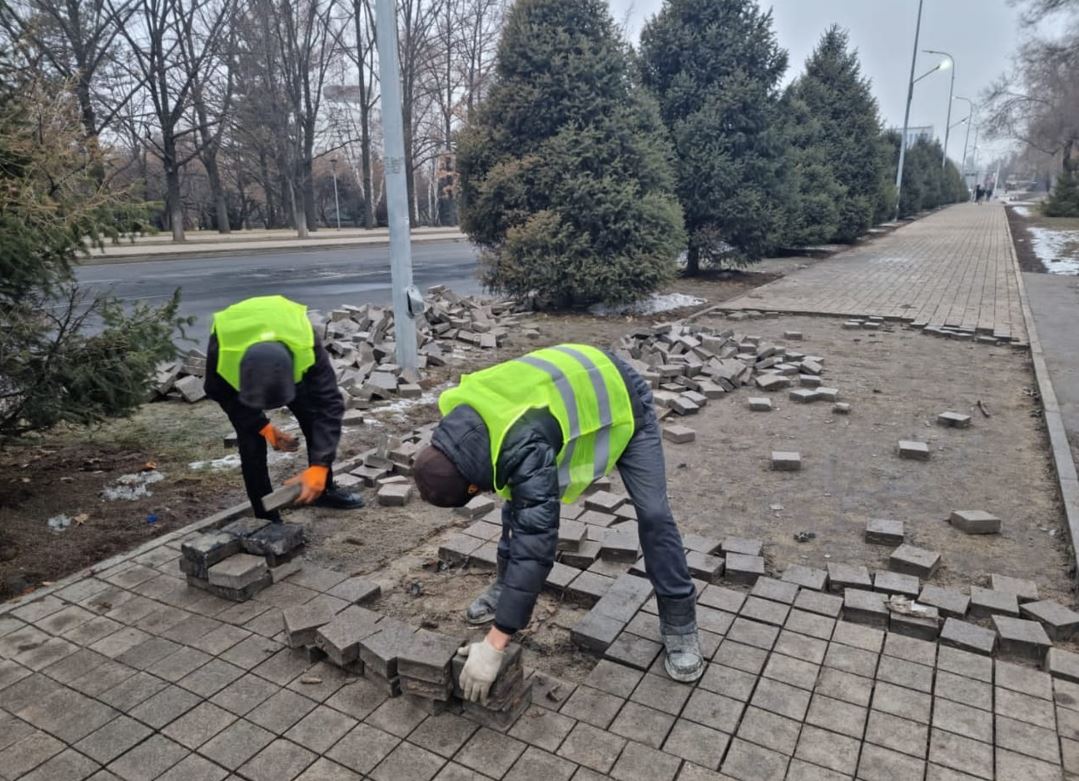 Kommýnaldyq qyzmette irkilis joq