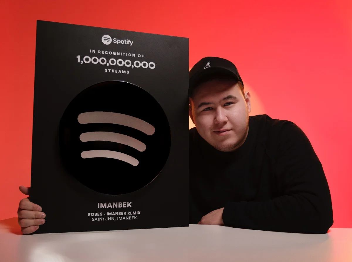 Mıllıardtan asqan tyńdarman