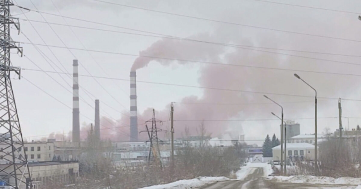 О́skemendegi kásiporynǵa qyzǵylt tútin úshin aıyppul salyndy