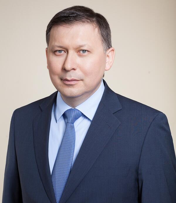 Qorǵanys mınıstriniń orynbasary qyzmetinen bosatyldy