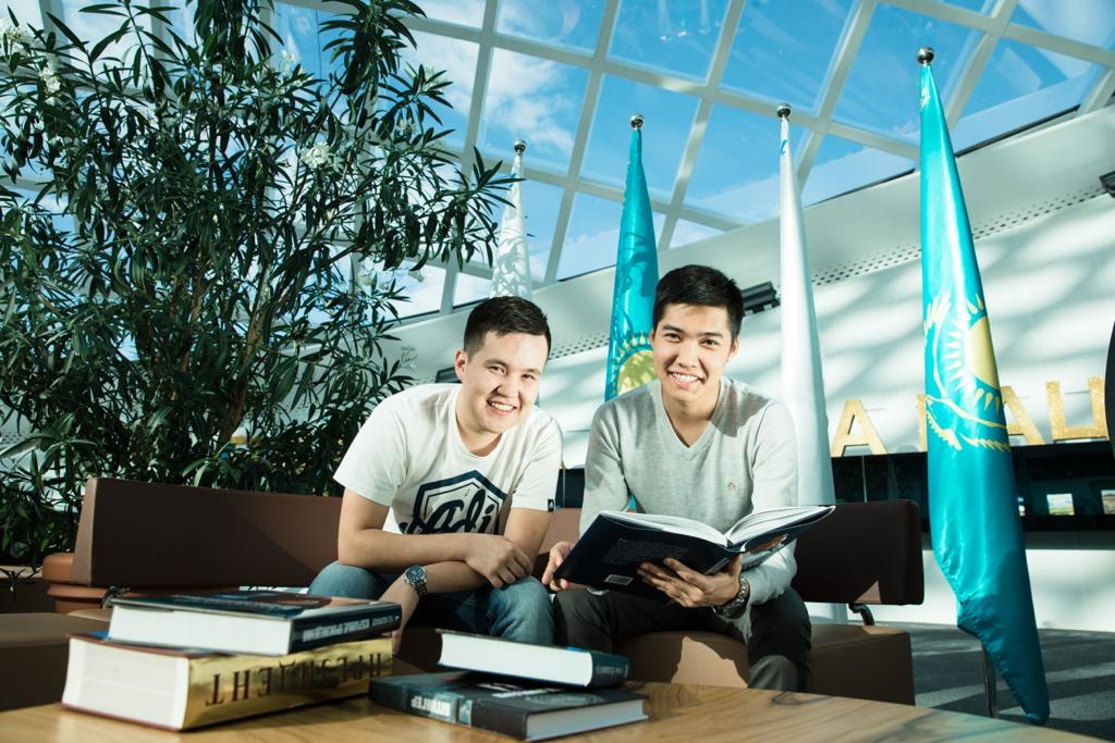 Azamattardy qoldaý men ál-aýqatyn jaqsartý – negizgi mindet