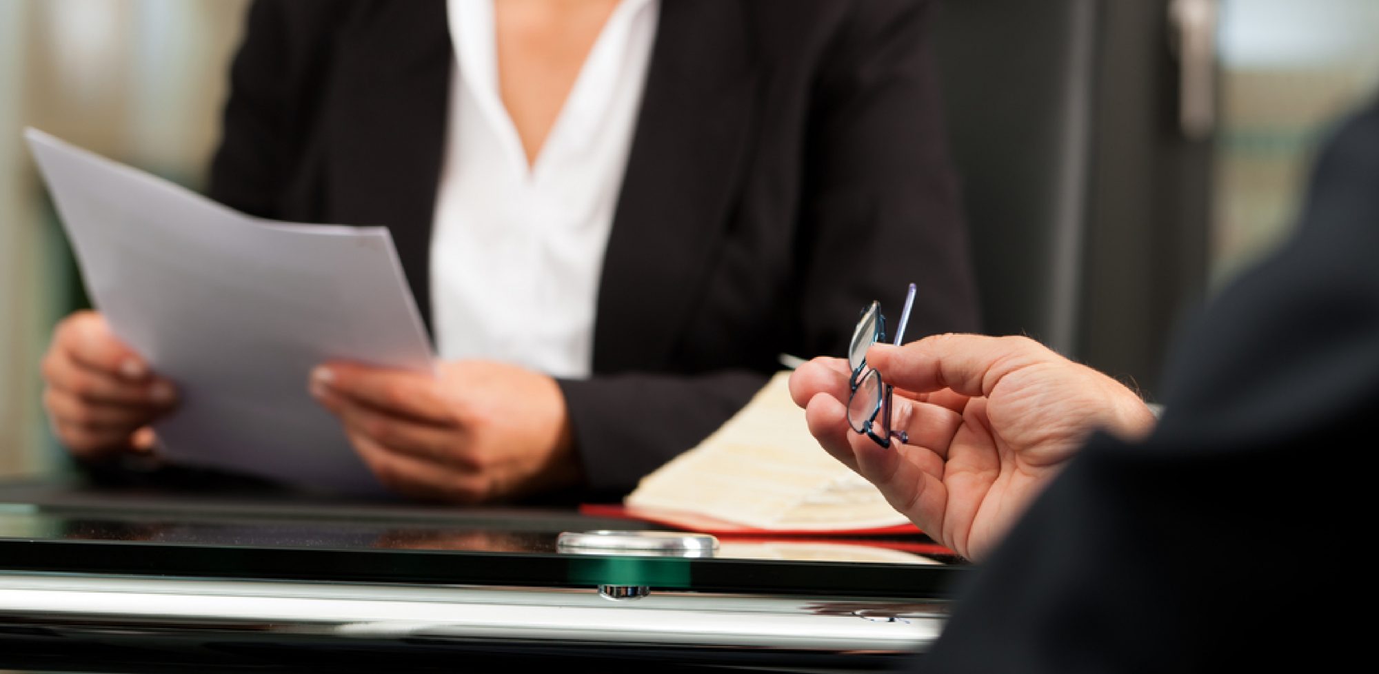 Mektepti 4 jyldan artyq basqarǵan dırektorlar ornyn aýystyrady