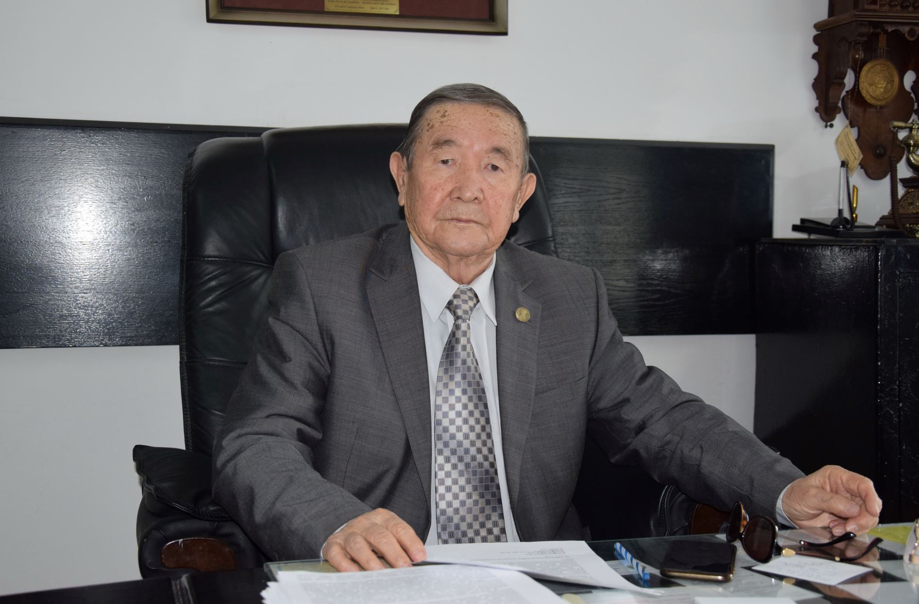 Abyroıy asqaq akademık