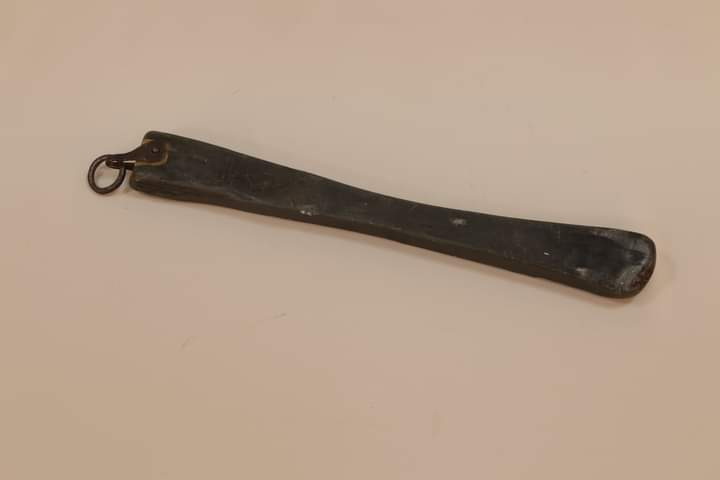 Kóneden jetken qaıraq