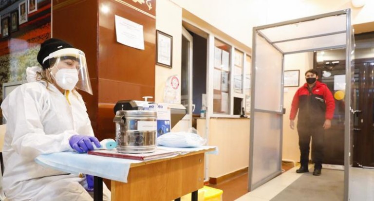 Shymkent qalasy «sary» aımaqqa ótti