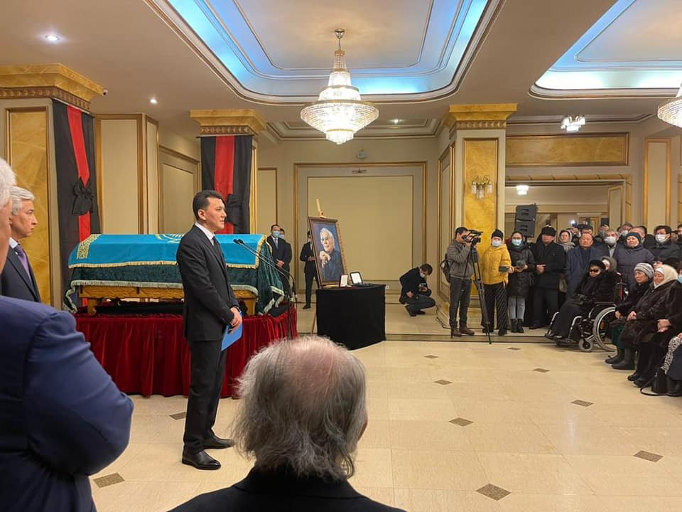 Alash abyzymen qoshtasty