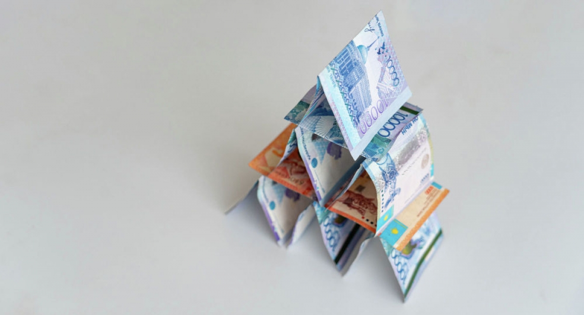 31 myńnan asa qazaqstandyq qarjy pıramıdalaryna aldanǵan