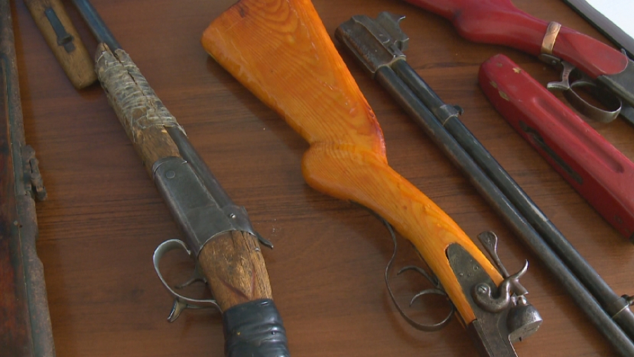 Semeı turǵynynan zańsyz qarý-jaraq tárkilendi