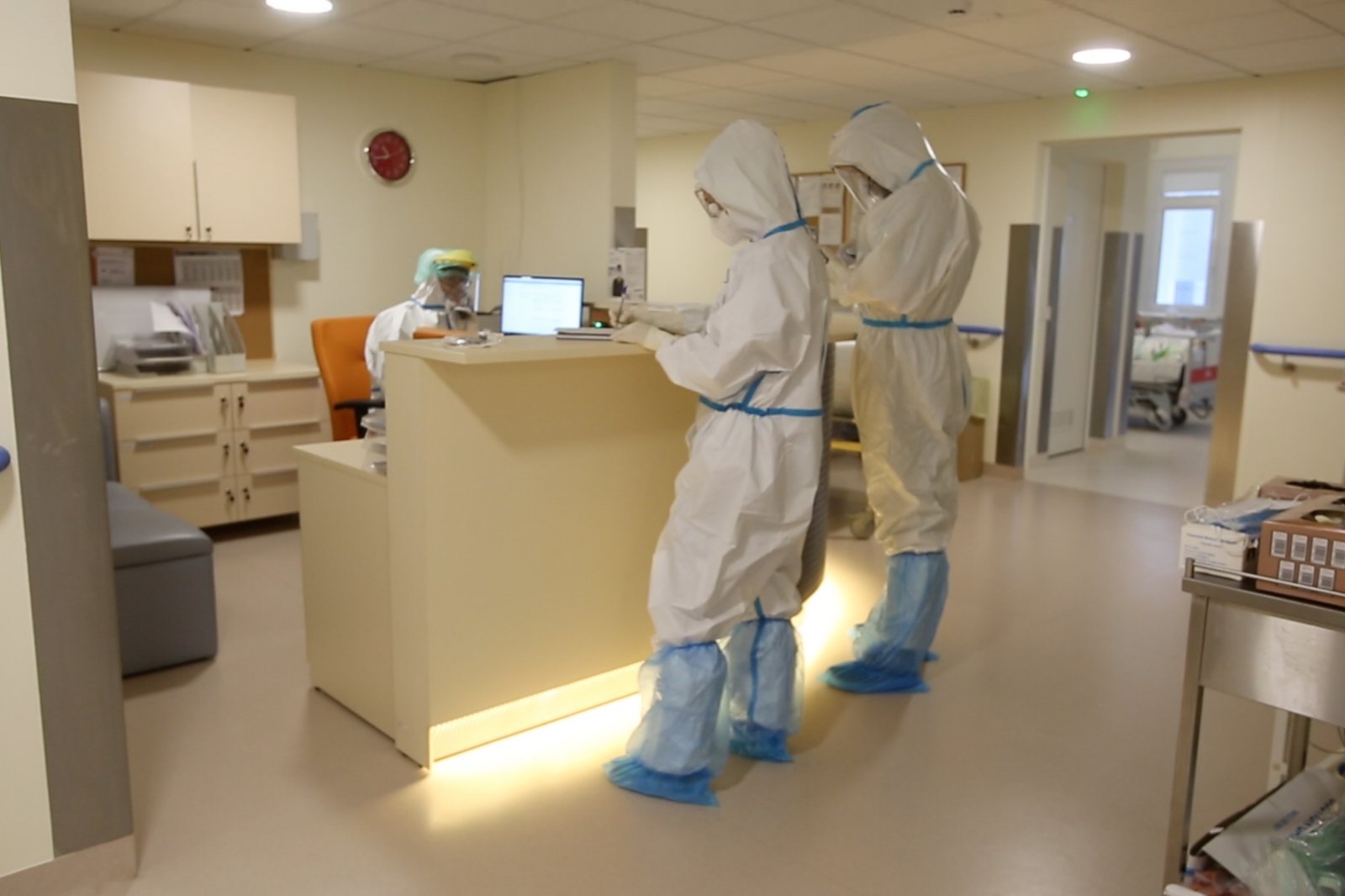 Úsh adam pnevmonııadan qaıtys boldy