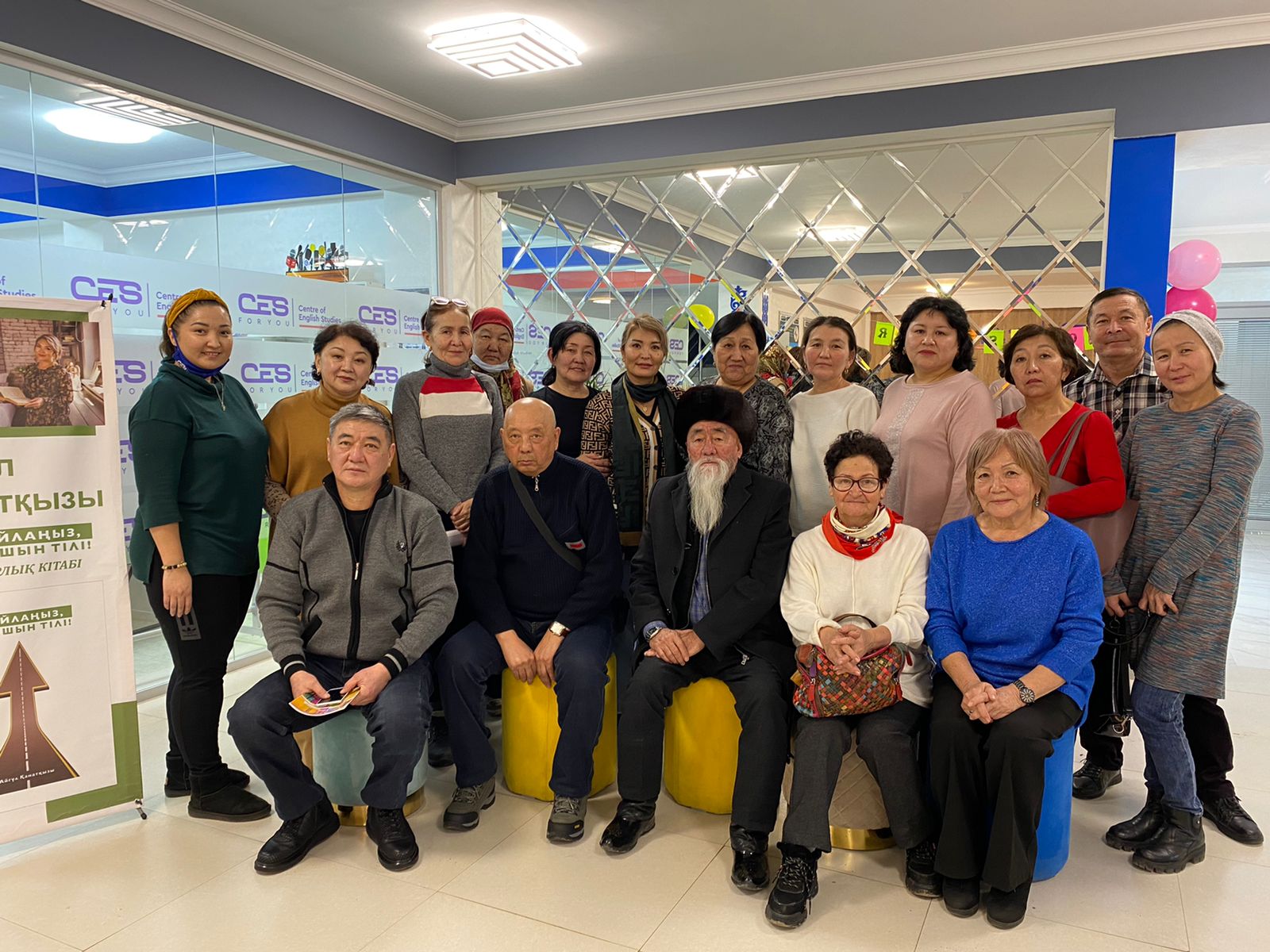 Ata-ájeler aǵylshyn tilin tegin oqýda