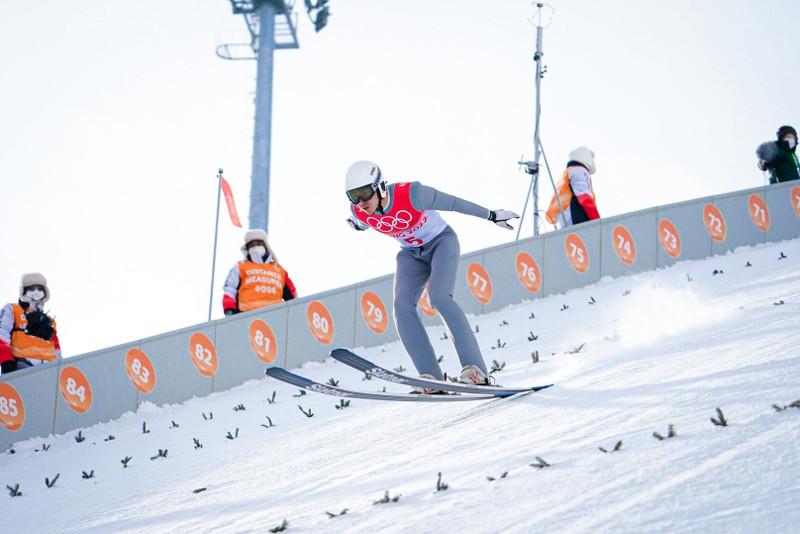 Qysqy Olımpıada: Shyńǵys Rakparov úlken tramplınde sekirýden 38-oryn aldy