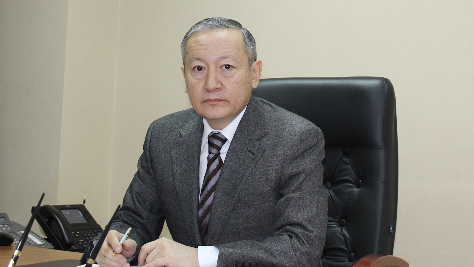 Ánýar Jumadildaev qyzmetinen bosatyldy