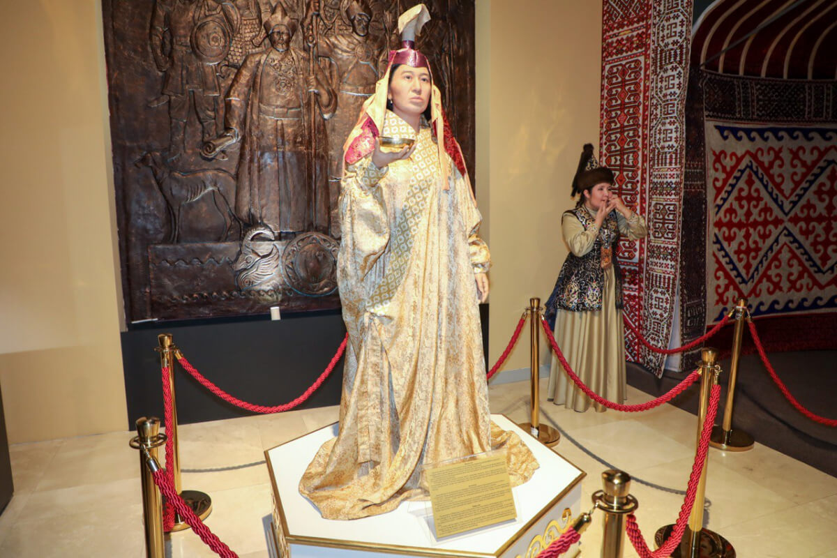 Bolǵan ana beınesi jańǵyrtyldy