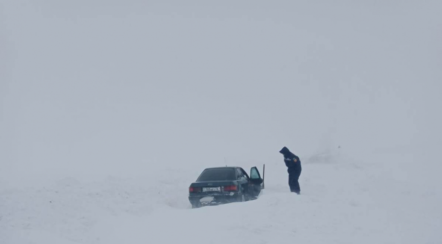 Qar qursaýynan qutqaryldy