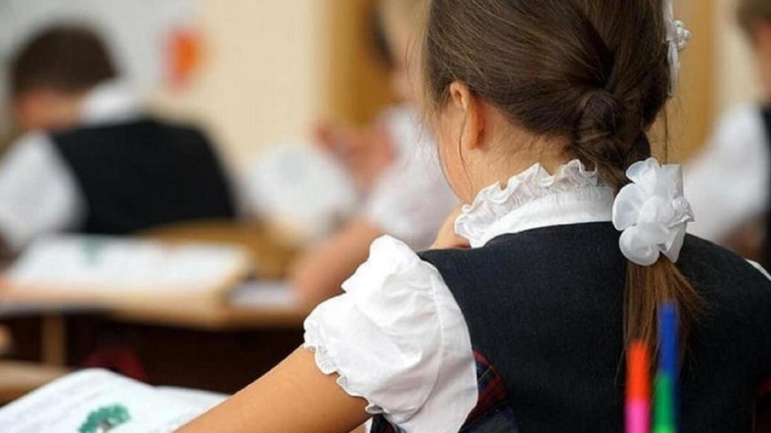 «О́zin-ózi taný» mindetti pánder qatarynan alynady