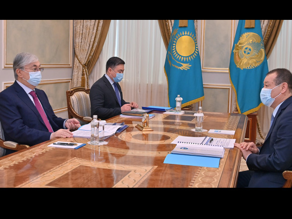 Prezıdent Indýstrııa jáne ınfraqurylymdyq damý mınıstrin qabyldady