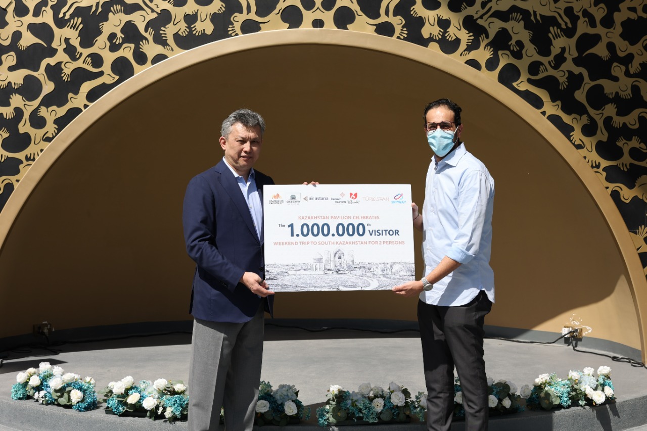 EXPO 2020 Dubai kórmesinde qazaqstandyq pavılon mıllıonynshy kelýshisin qarsy aldy