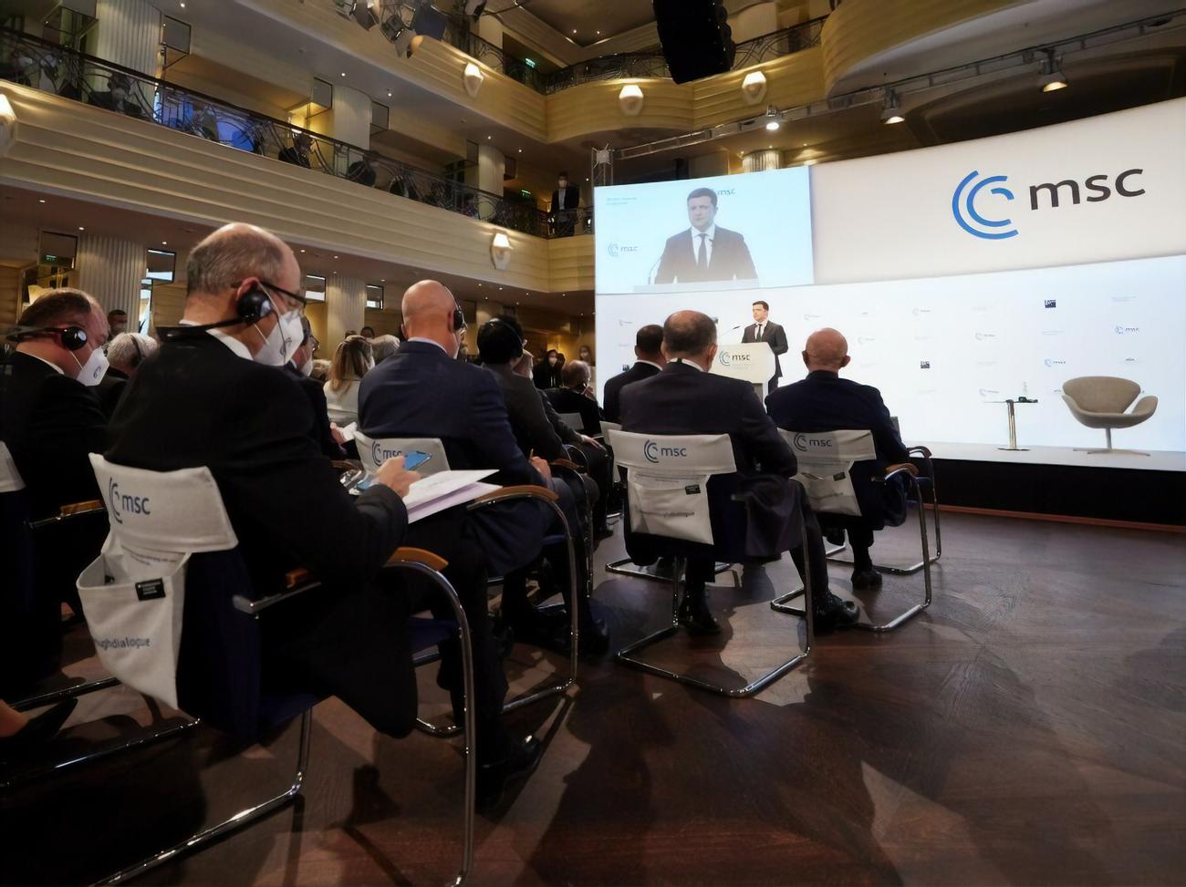 Konferensııaǵa qatysqan joq