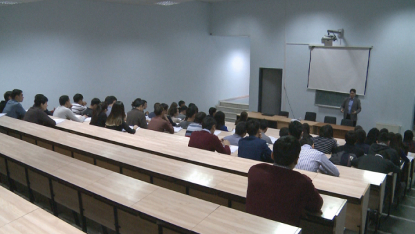 Úsh ýnıversıtet jabyldy