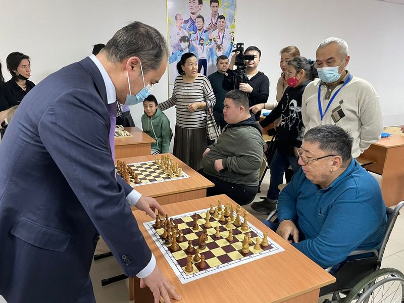 Qaısar jandar qaırattanady