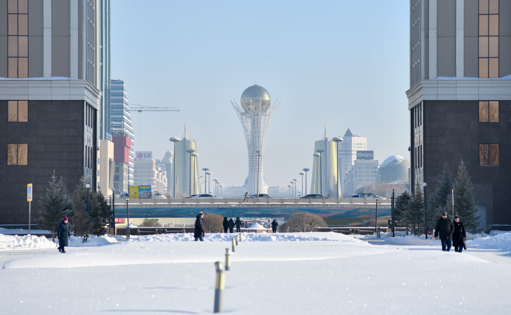 Erteńimizge úmitpen qaraımyz