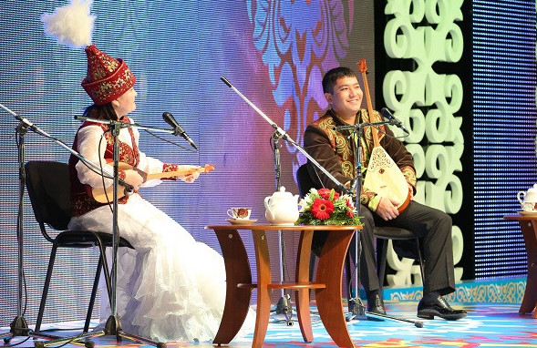 «Meniń pirim – Súıinbaı» atty respýblıkalyq jas aqyndar aıtysy ótedi