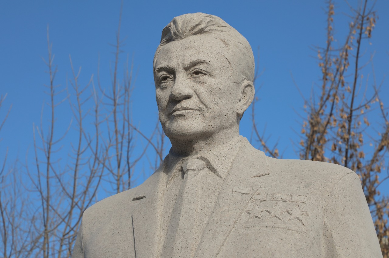 Oryndy bastama orta jolda qalmasa ıgi