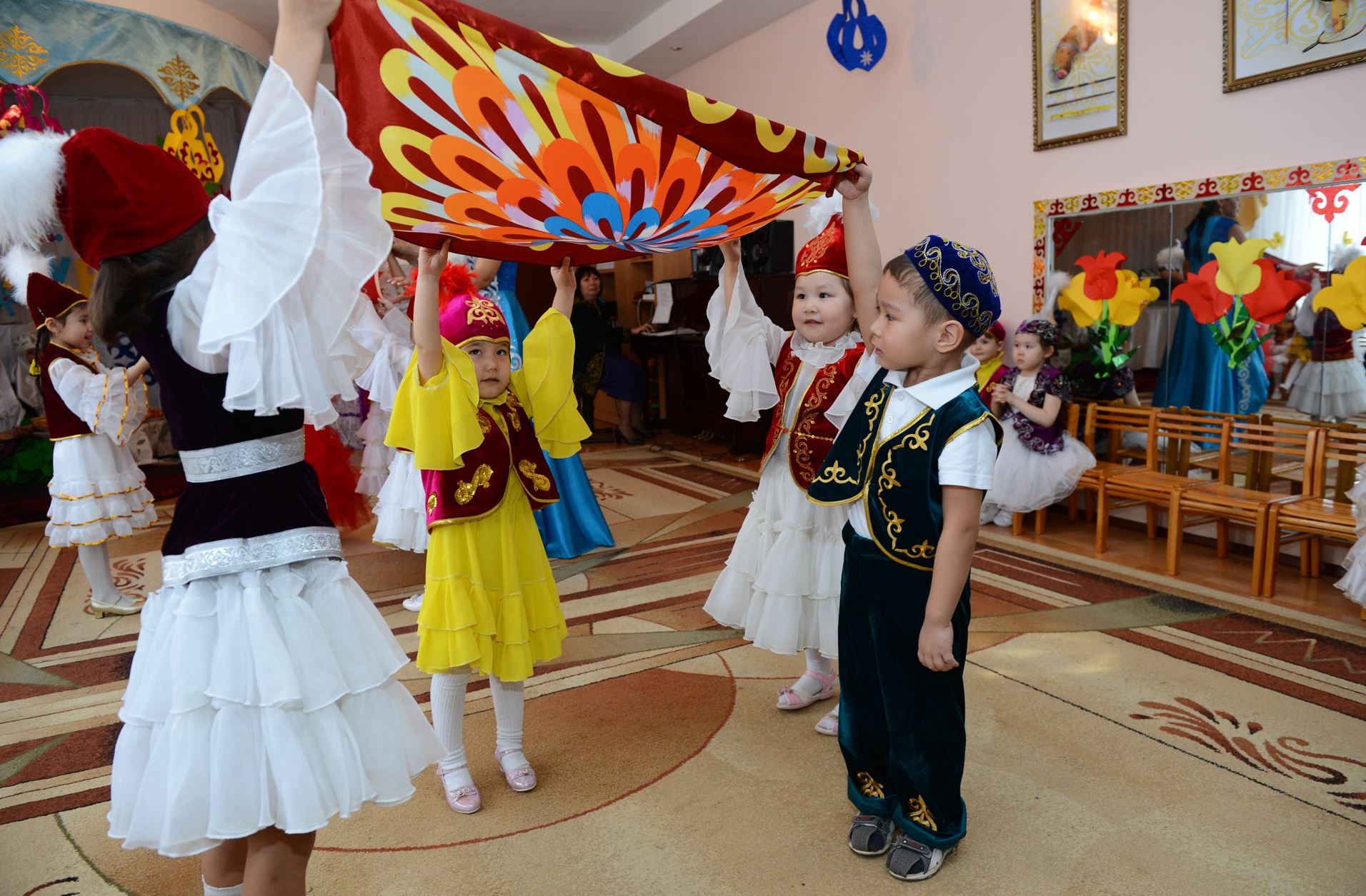 Bala tárbıesindegi basymdyqtar