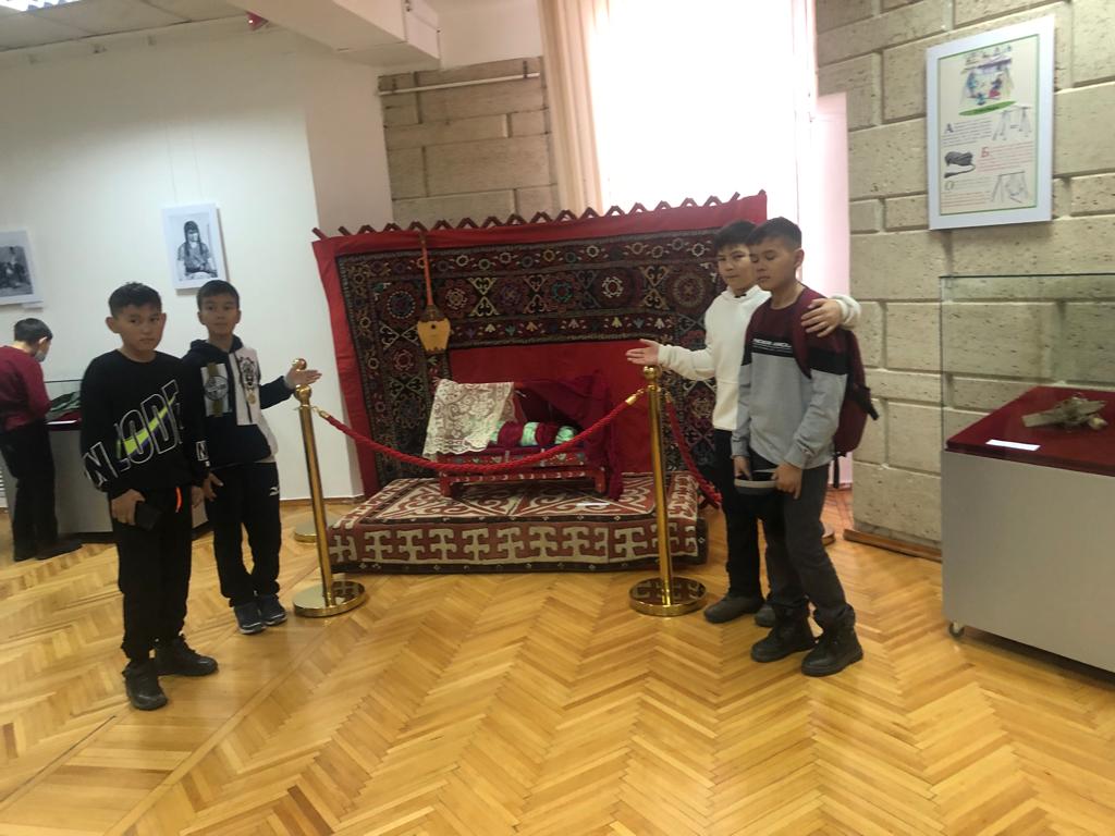 Balam patsha bolsyn deseńiz...