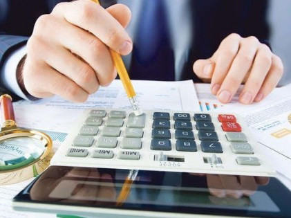 Qazynany baıytqan kompanııalar