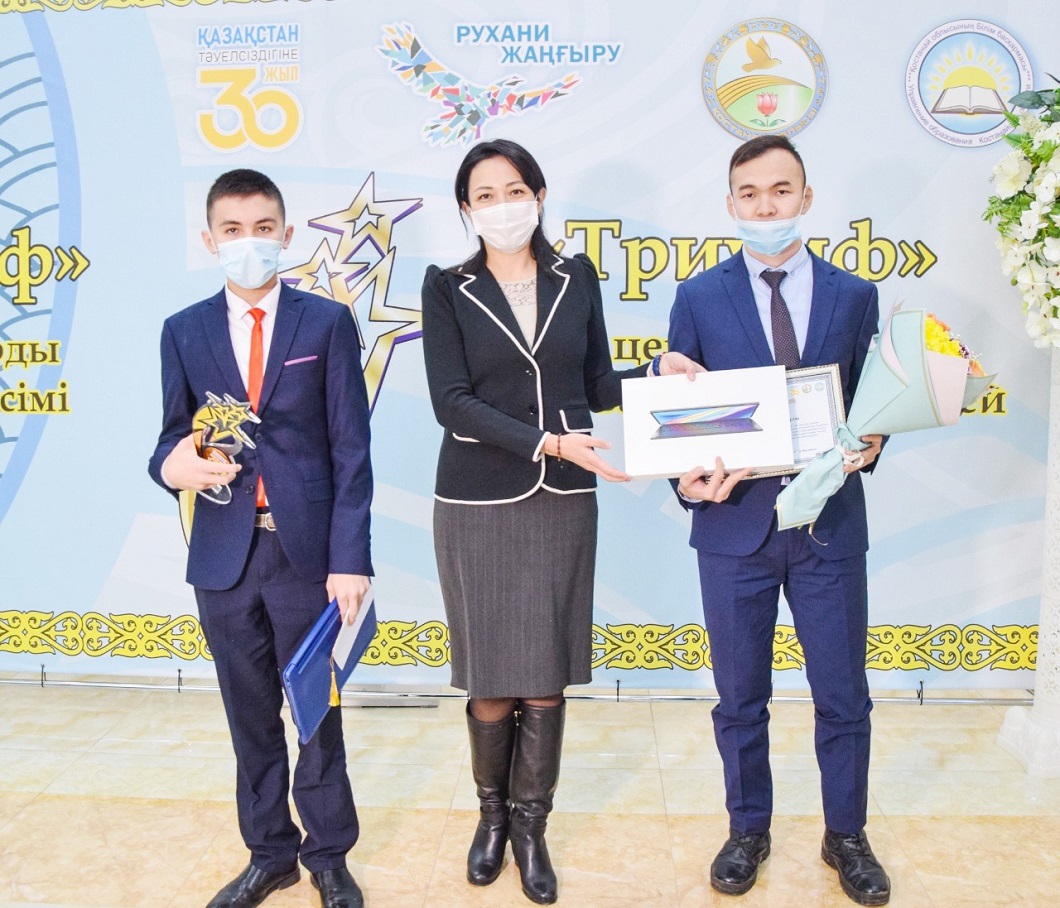 Ozat oqýshylar oljaly boldy